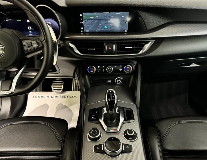 Alfa Romeo Stelvio 19