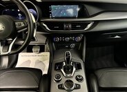 Alfa Romeo Stelvio 19