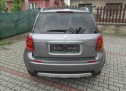Suzuki SX4 Hatchback 1,6 l 88 kw