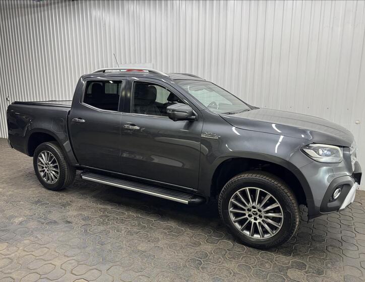 Mercedes-Benz Třídy X 11