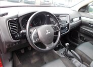 Mitsubishi Outlander SUV / Terénní 2,0 l 110 kw