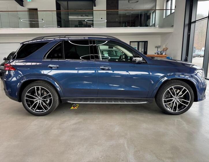 Mercedes-Benz GLE 18