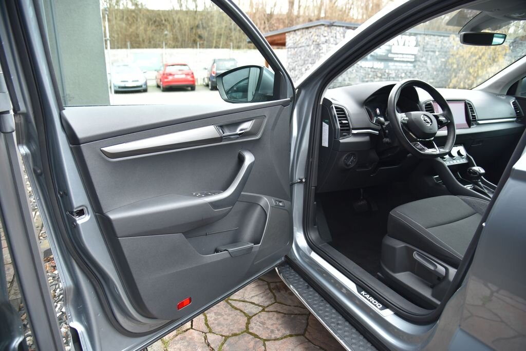 Škoda Karoq SUV / Terénní 1,5 l 110 kw