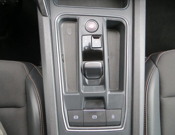 Cupra Formentor SUV / Terénní 1,5 l 110 kw