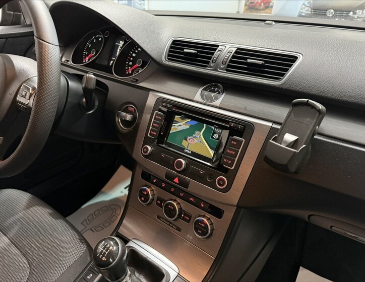 Volkswagen Passat Kombi 1,4 l 90 kw