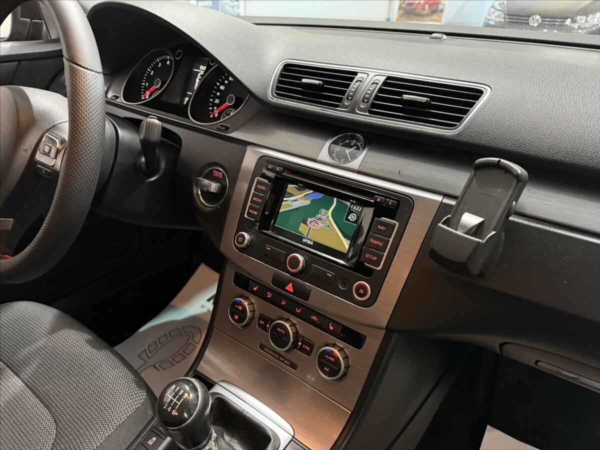 Volkswagen Passat Kombi 1,4 l 90 kw