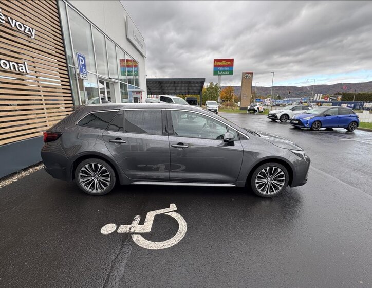 Toyota Corolla Kombi 1,8 l 72 kw