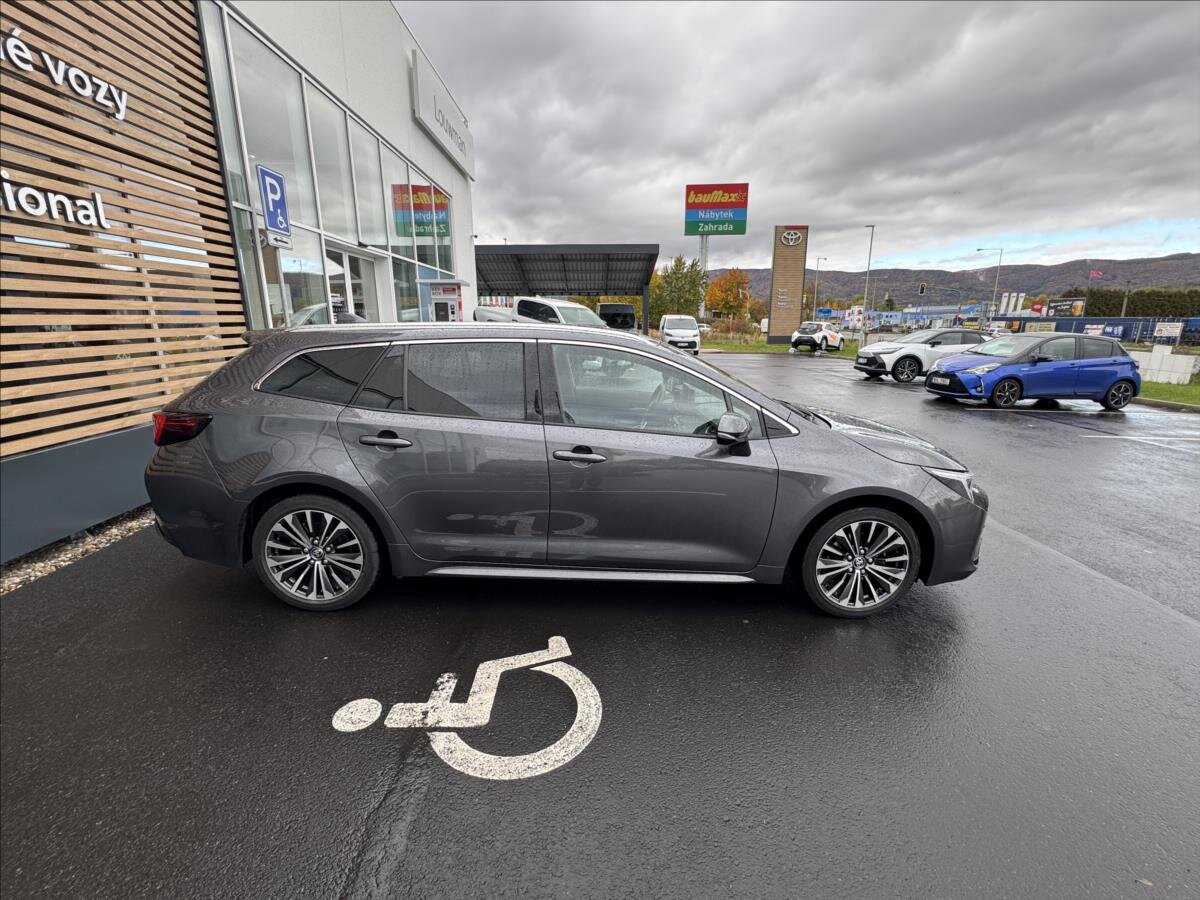 Toyota Corolla Kombi 1,8 l 72 kw