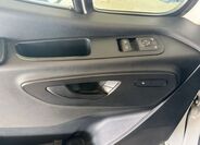 Mercedes-Benz Sprinter 10