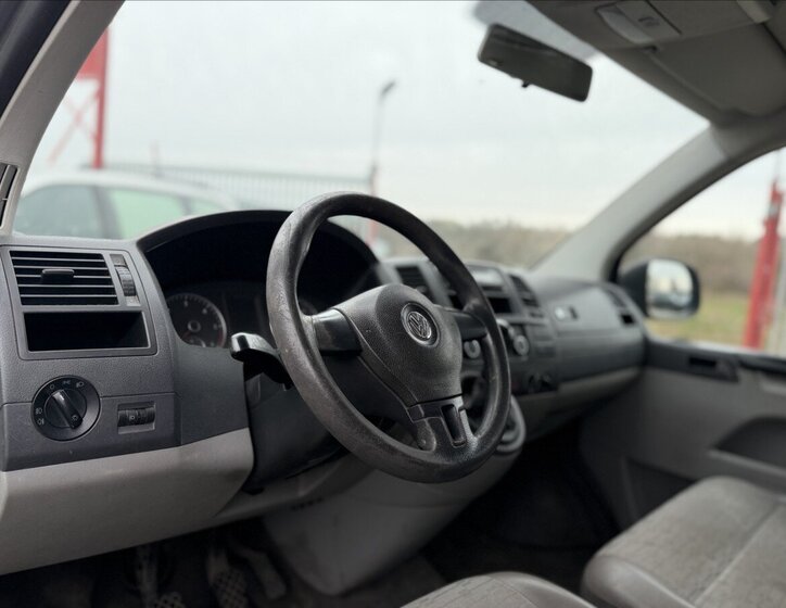 Volkswagen Transporter MPV 2,0 l 75 kw