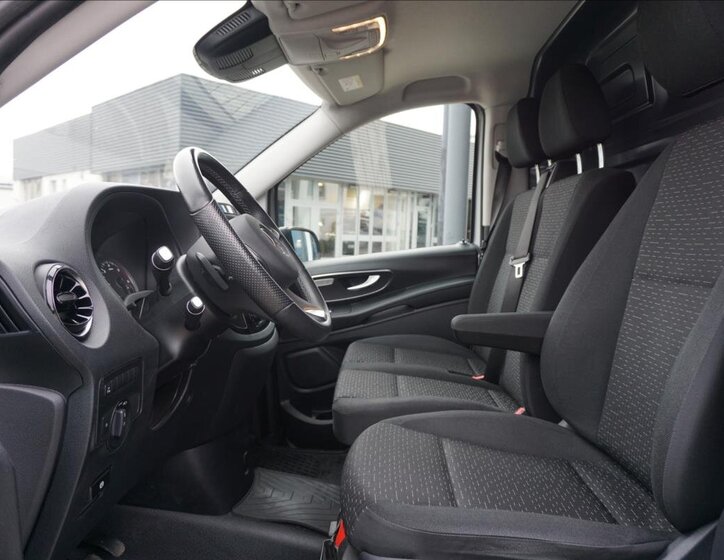 Mercedes-Benz Vito Skříň 2,0 l 140 kw