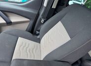 Ford Tourneo Custom 19