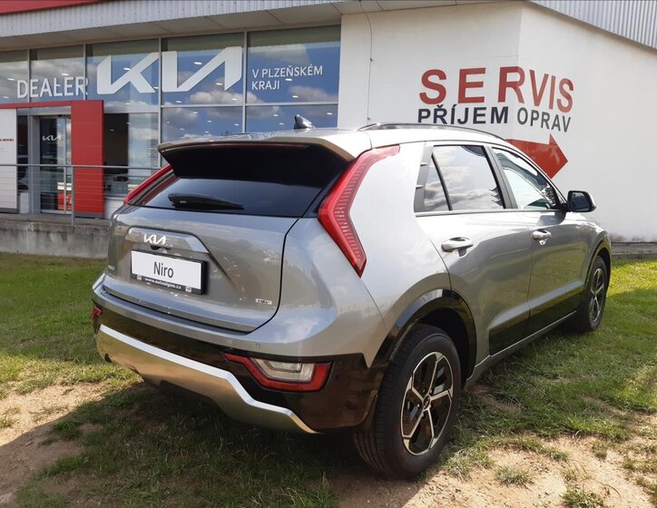 KIA Niro CUV 1,6 l 95 kw