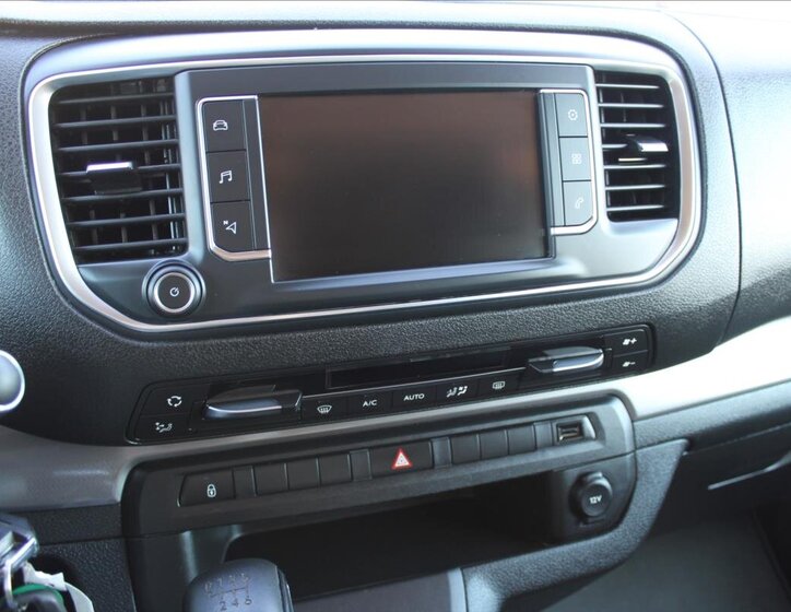 Citroën SpaceTourer 12