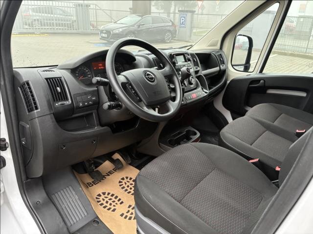 Opel Movano Skříň 2,2 l 103 kw