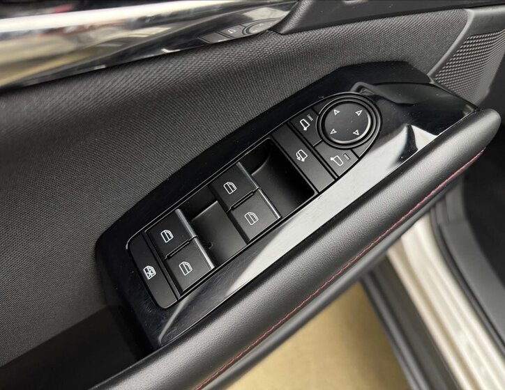 Mazda CX-30 SUV / Terénní 2,0 l 90 kw