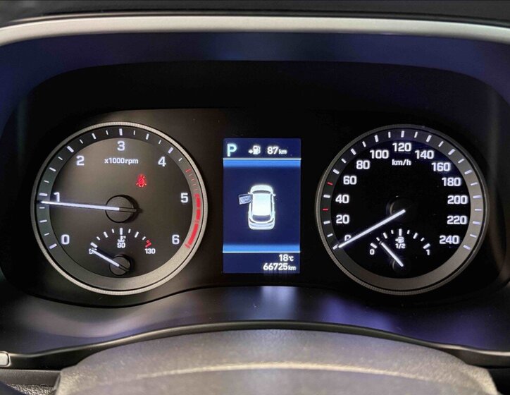 Hyundai Tucson SUV 1,6 l 100 kw