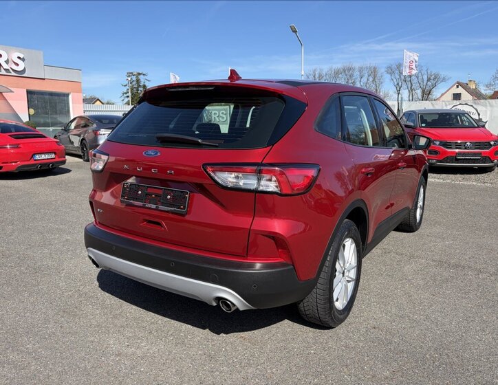 Ford Kuga Kombi 2,0 l 140 kw