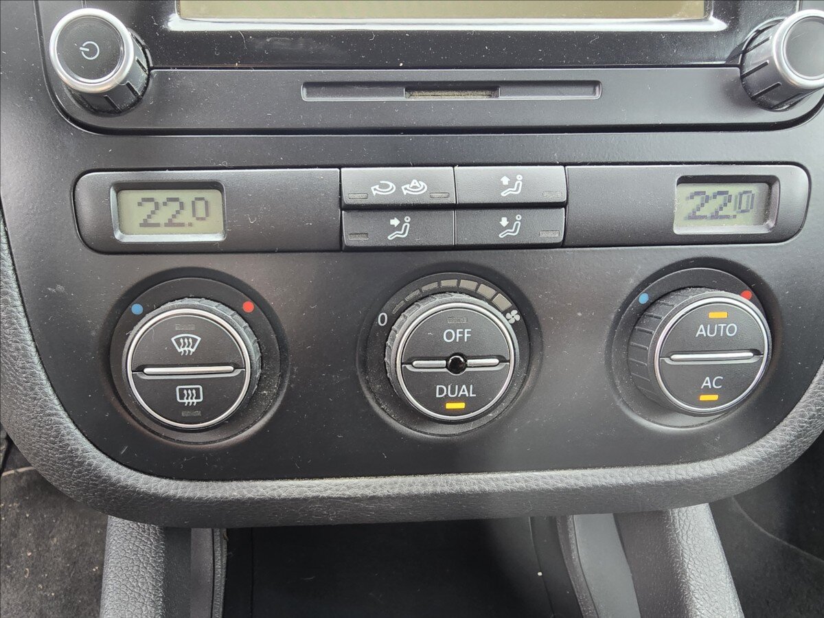 Volkswagen Golf Kombi 2,0 l 103 kw