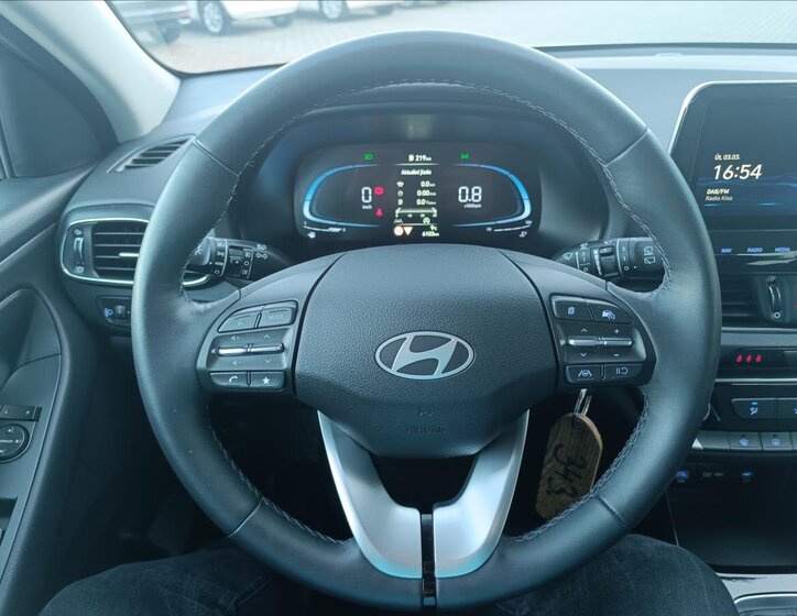 Hyundai i30 Hatchback 1,5 l 70 kw