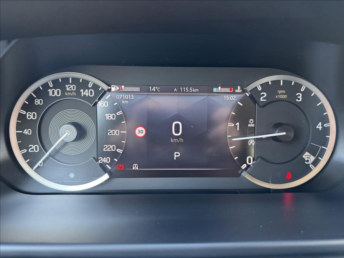 Land Rover Defender SUV / Terénní 3,0 l 221 kw