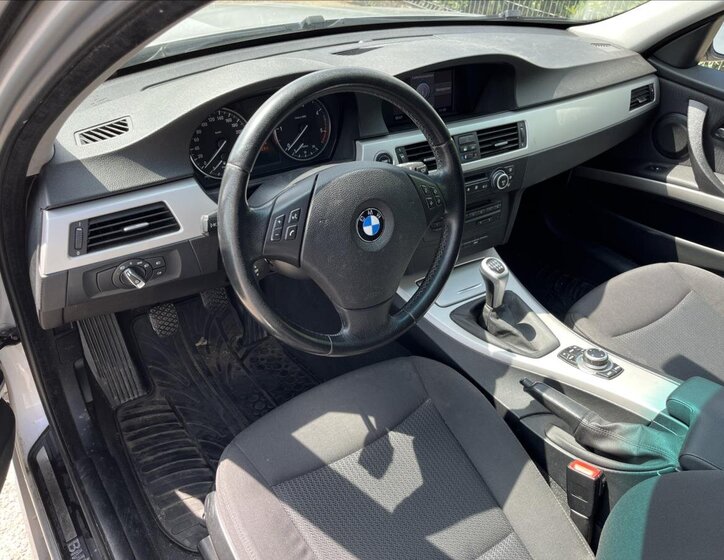 BMW Řada 3 9