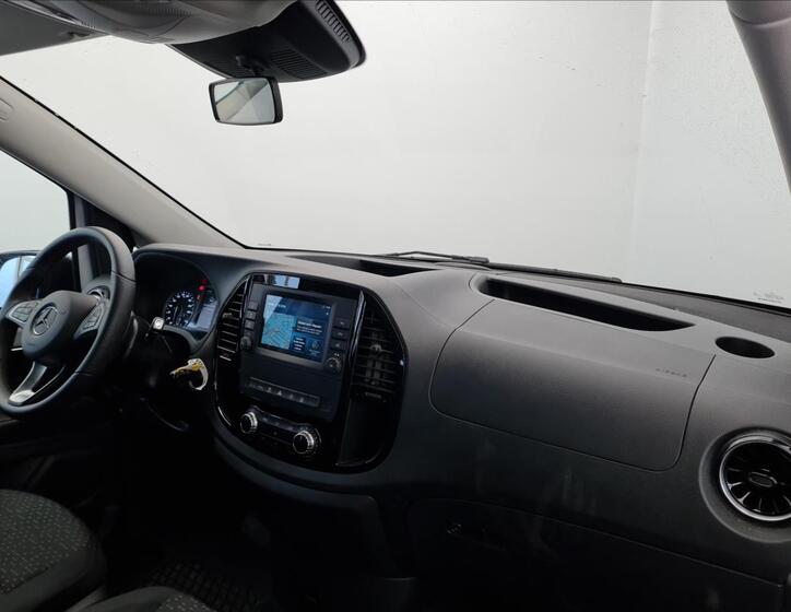 Mercedes-Benz Vito 16