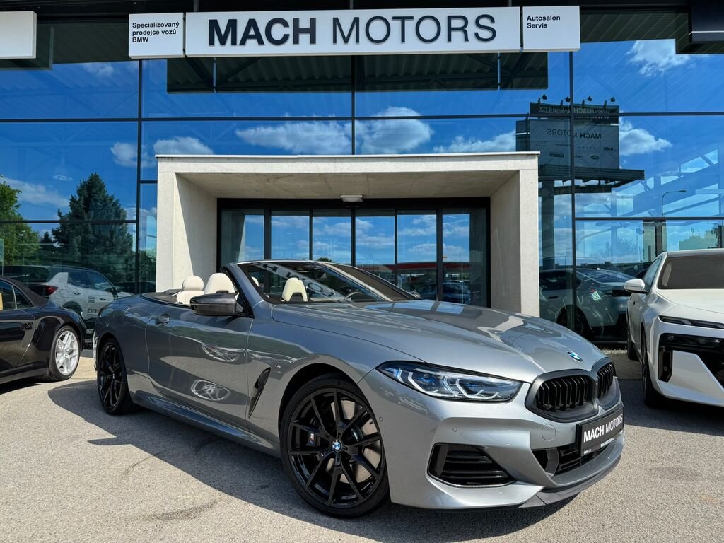 BMW Řada 8 Kabriolet 4,4 l 390 kw