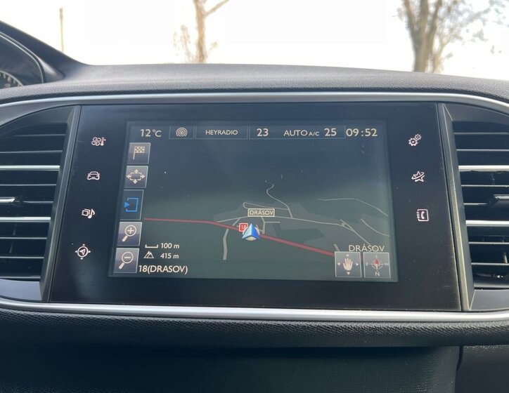 Peugeot 308 Kombi 1,2 l 96 kw