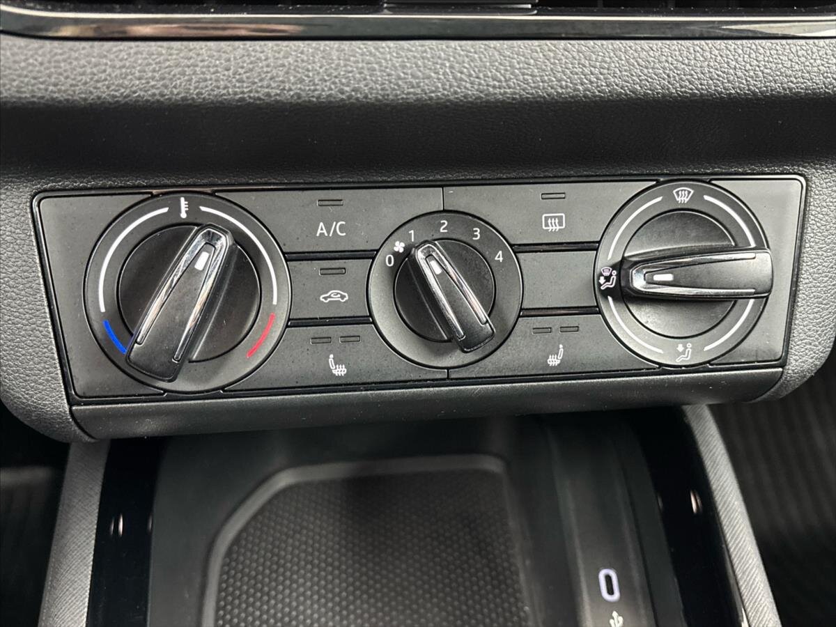 Škoda Scala Hatchback 999,0 85 kw