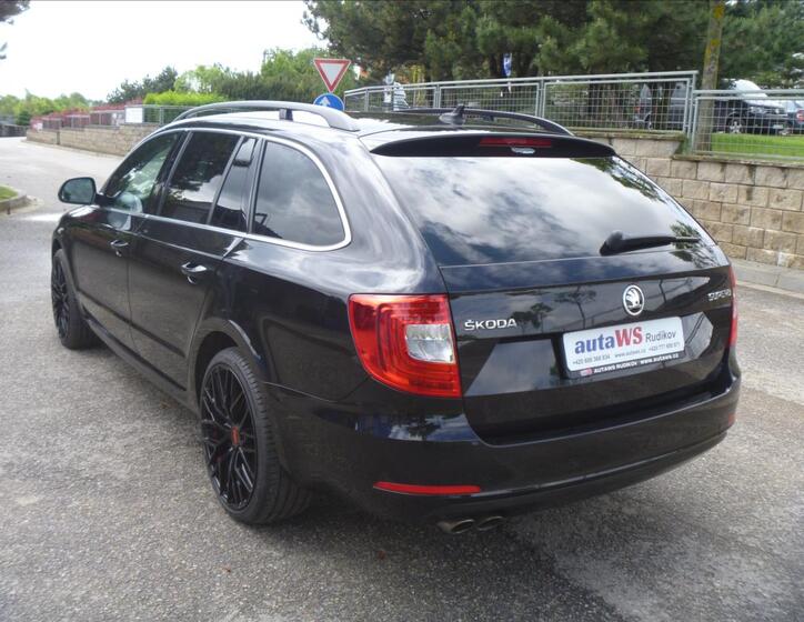 Škoda Superb 4