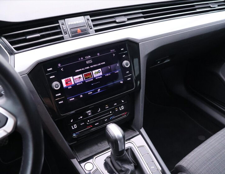 Volkswagen Passat Kombi 2,0 l 90 kw