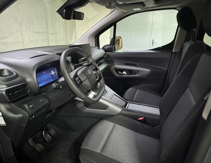 Toyota ProAce City Verso 9