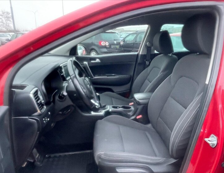 KIA Sportage SUV 2,0 l 136 kw