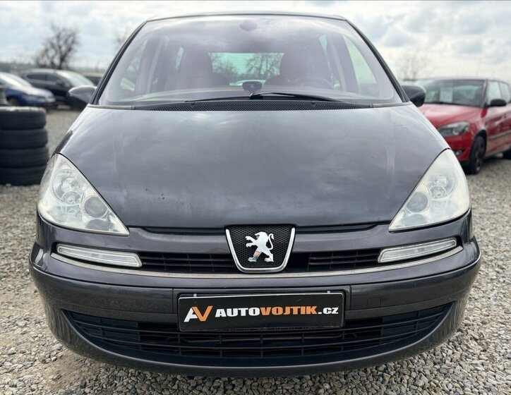 Peugeot 807 MPV 2,2 l 94 kw