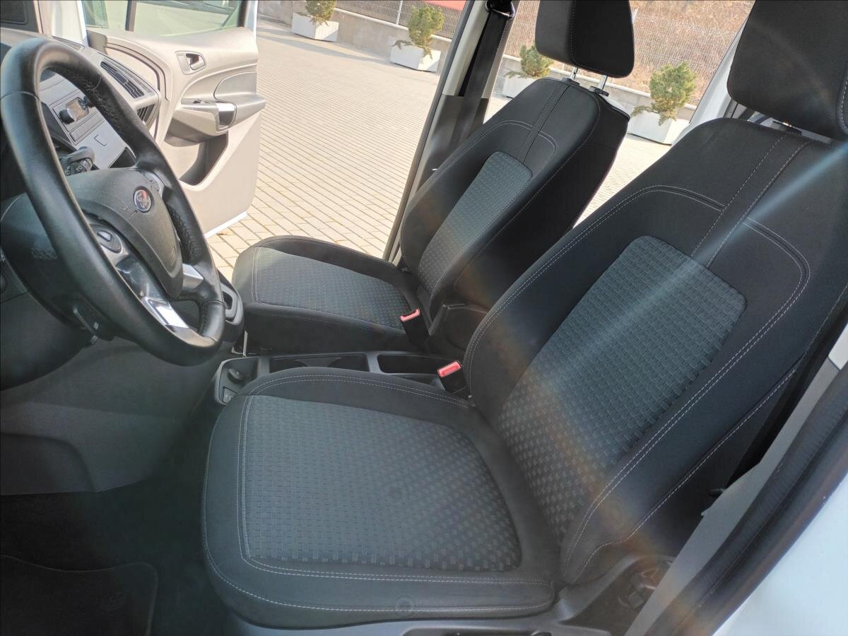 Ford Tourneo Connect Kombi 1,5 l 88 kw