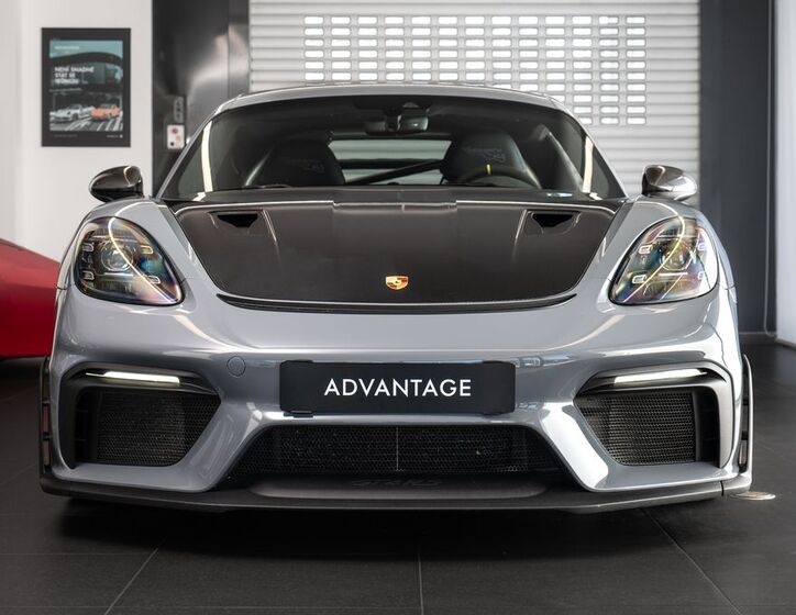 Porsche Cayman 2