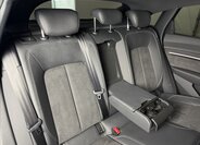 Audi e-tron 16