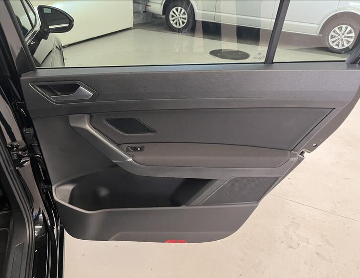 Volkswagen Touran 29
