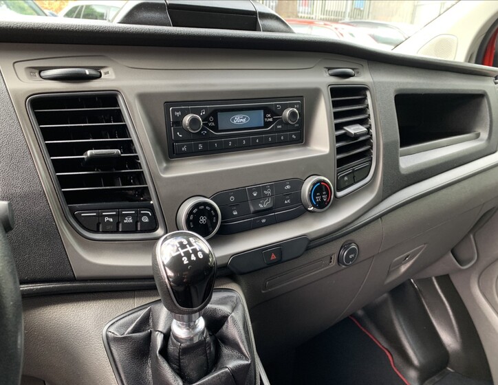 Ford Transit Custom 12