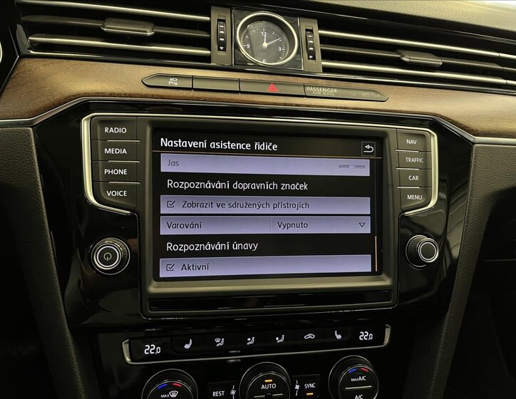 Volkswagen Passat Sedan 2,0 l 176 kw