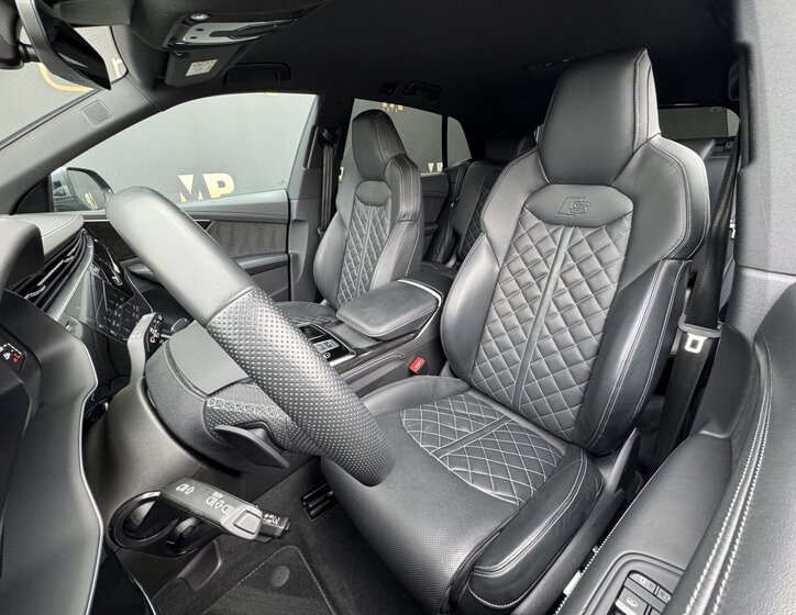 Audi Q8 SUV 3,0 l 210 kw