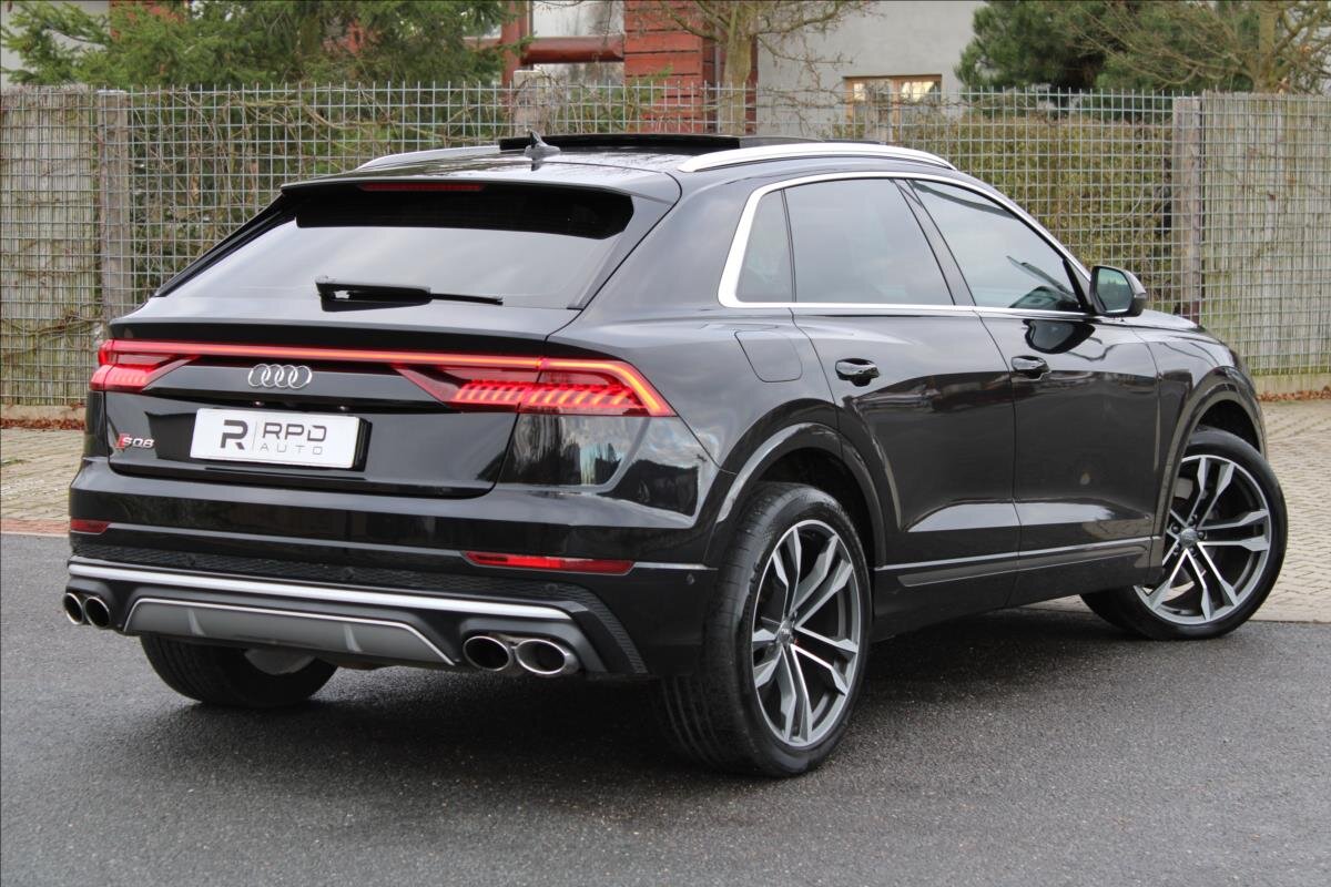 Audi SQ8
