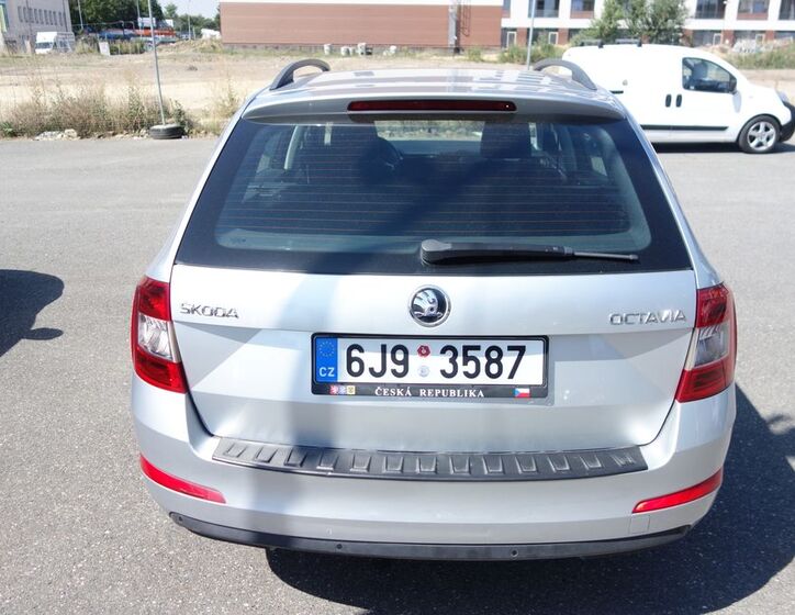 Škoda Octavia 18