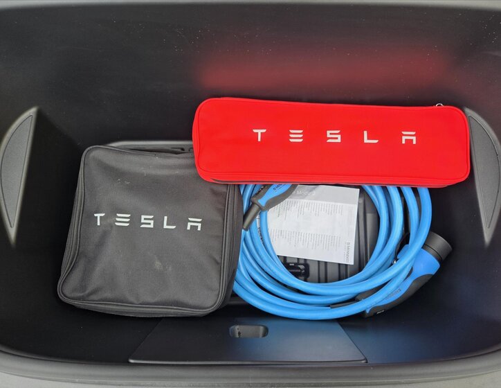 Tesla Model Y SUV / Terénní 0,0 378 kw