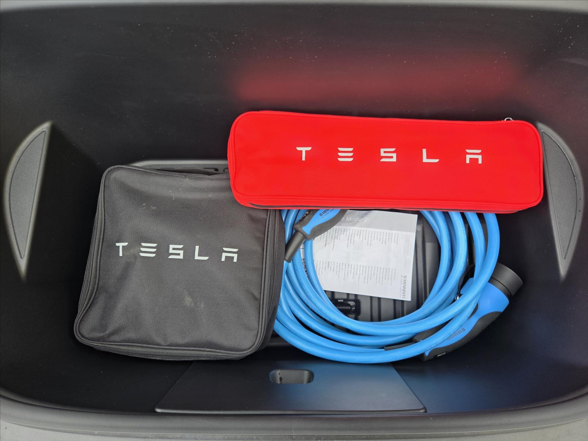 Tesla Model Y SUV / Terénní 0,0 378 kw