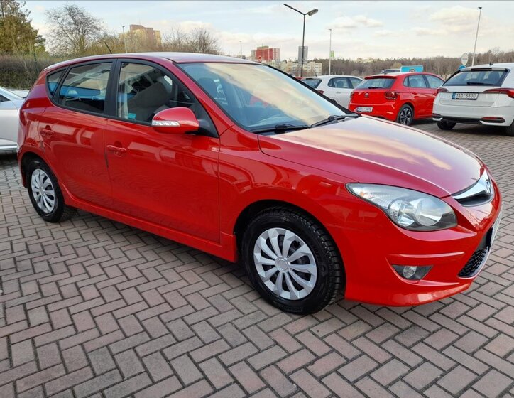 Hyundai i30 Hatchback 1,4 l 80 kw