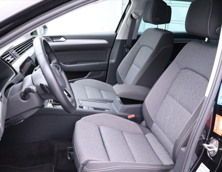 Volkswagen Passat Kombi 2,0 l 110 kw