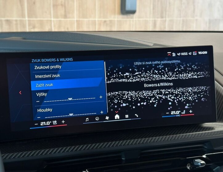 BMW XM SUV / Terénní 4,4 l 480 kw