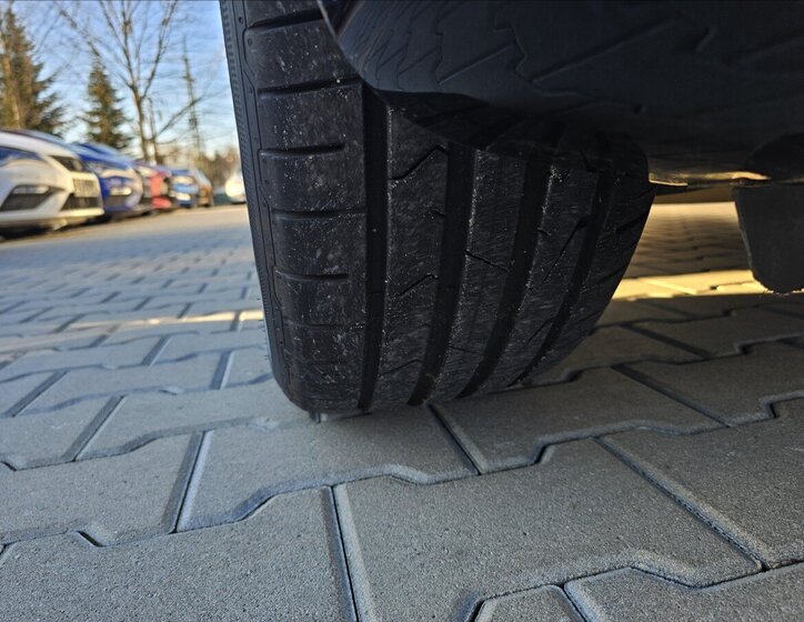 Mercedes-Benz Třídy V Kombi 2,0 l 174 kw